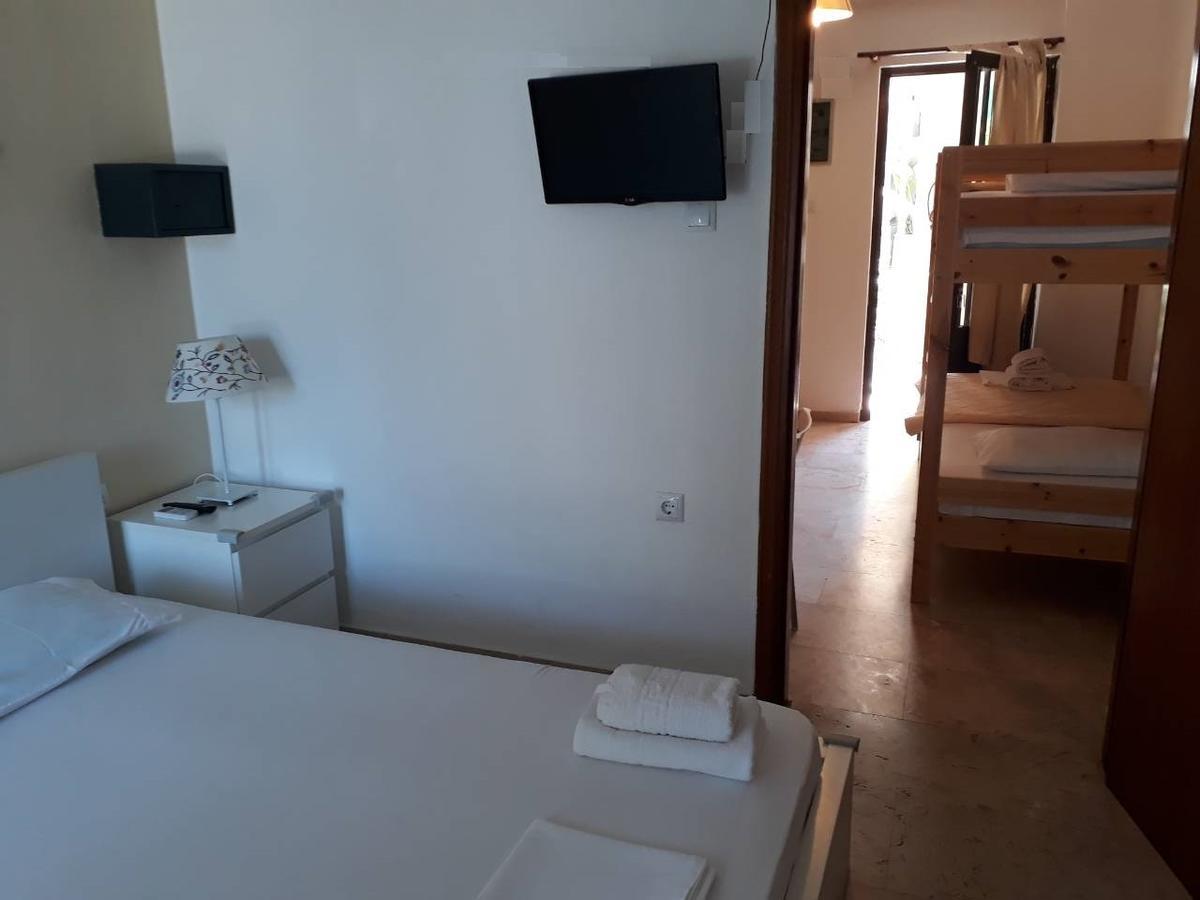 Almirikia Apartments モルテリ エクステリア 写真