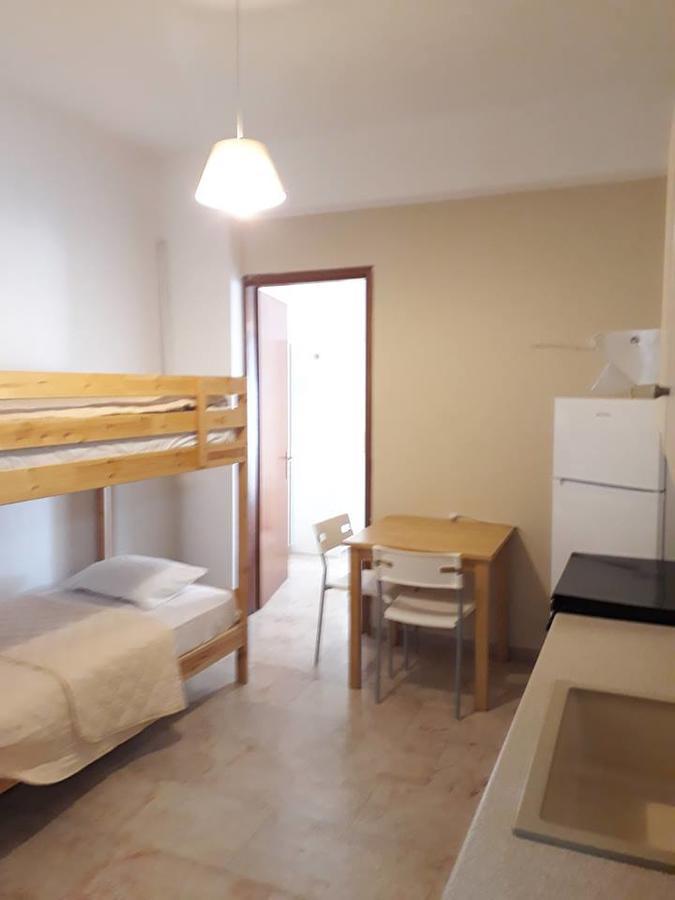 Almirikia Apartments モルテリ エクステリア 写真