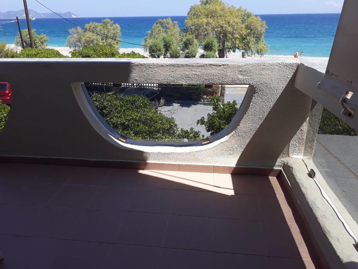 Almirikia Apartments モルテリ エクステリア 写真